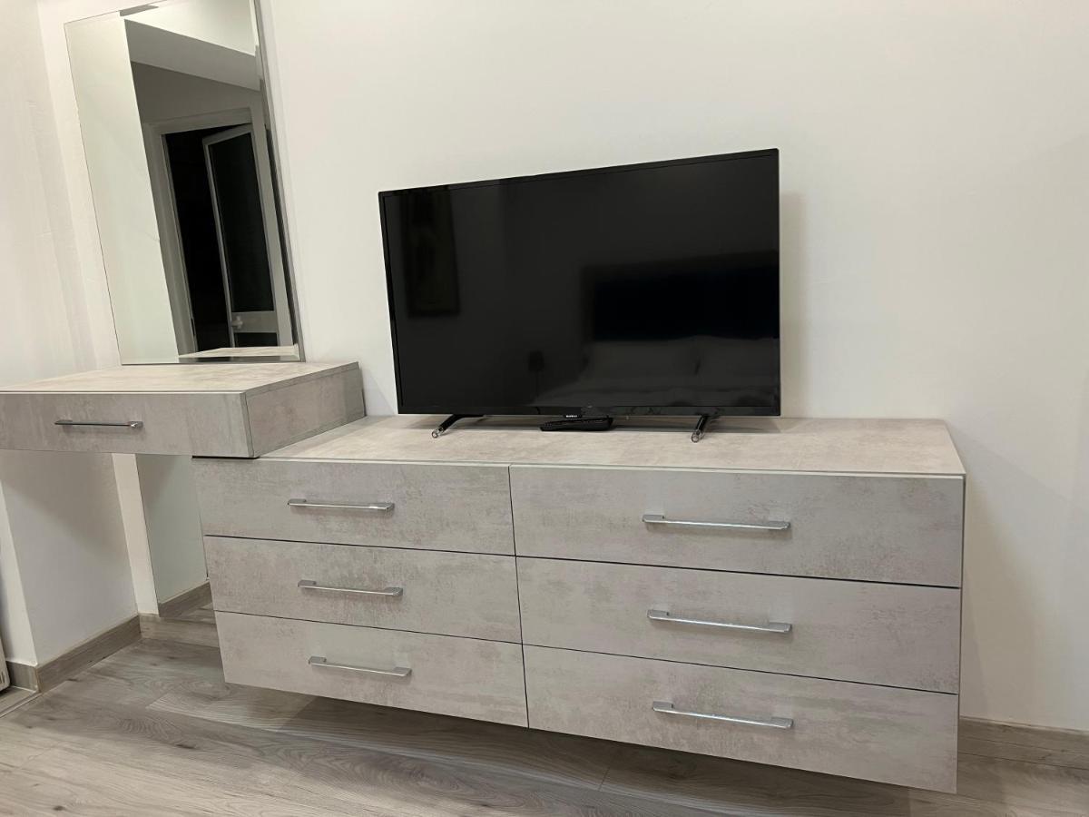 Apartment Tirana On Myslym Shyri Kültér fotó