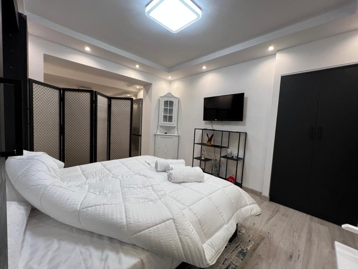Apartment Tirana On Myslym Shyri Kültér fotó